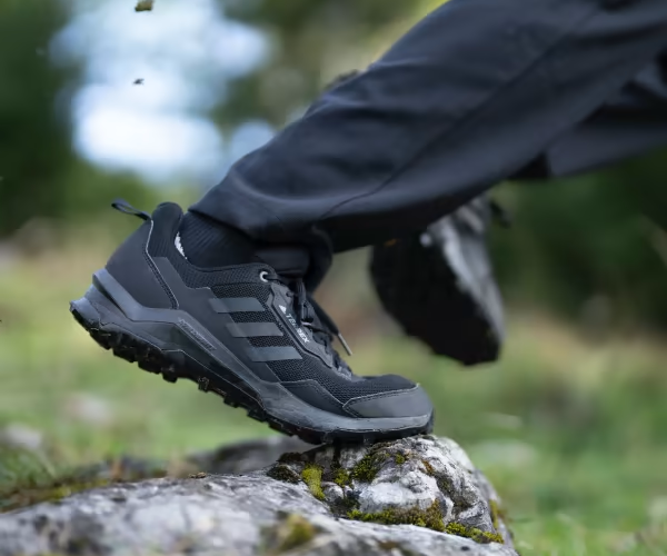Las mejores zapatillas y botas de trekking para senderismo